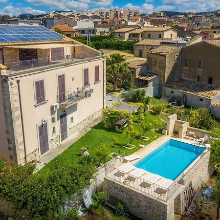 Villa Rosaria Rooms Noto Exteriér fotografie