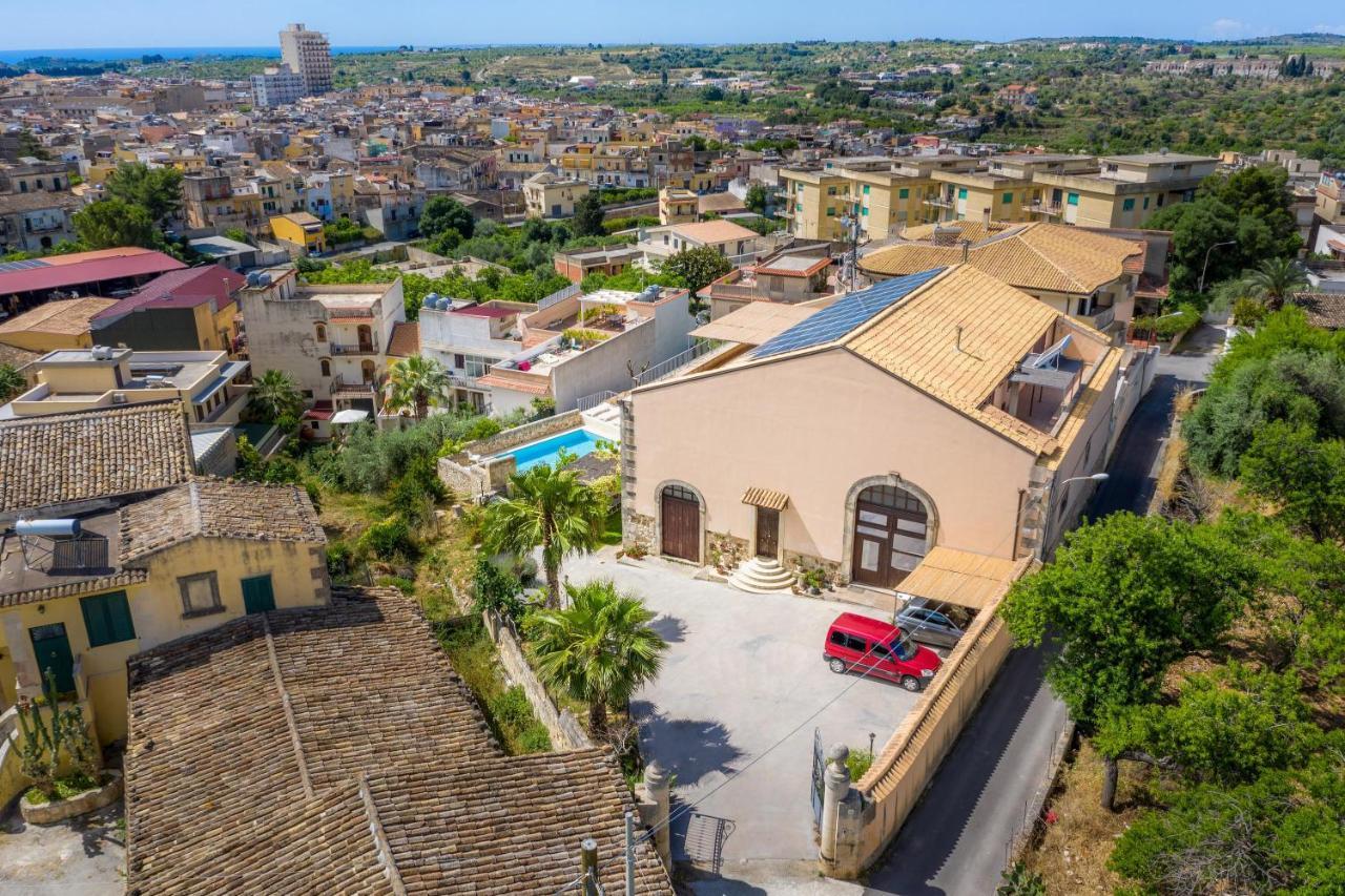 Villa Rosaria Rooms Noto Exteriér fotografie