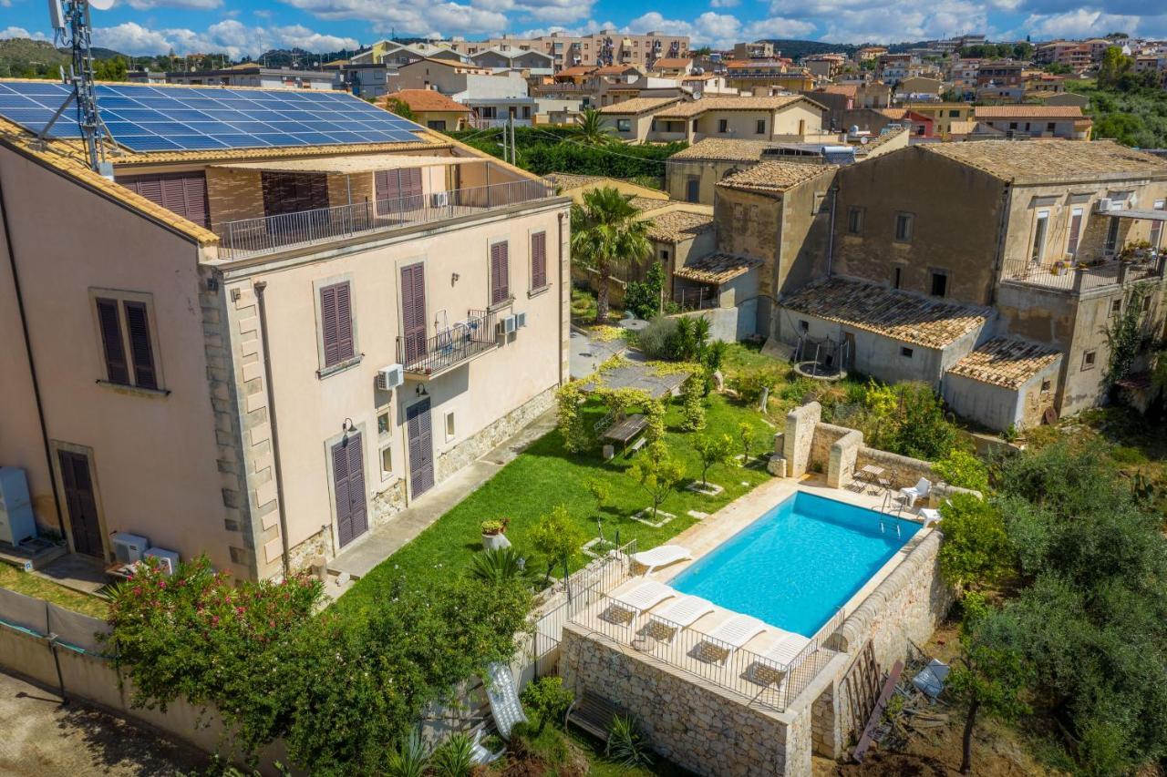 Villa Rosaria Rooms Noto Exteriér fotografie
